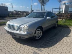 Grau Gebraucht 1999 Mercedes CLK200 Avantgarde Coupé | 2.990 € (Guter Preis)