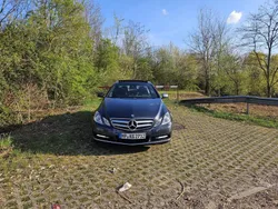 Grau Gebraucht 2012 Mercedes E250 AMG Coupé | 13.999 € (Fairer Preis)