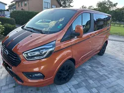 Orange Gebraucht 2021 Ford Tourneo Custom Sport Van / Kleinbus | 40.500 € (Fairer Preis)