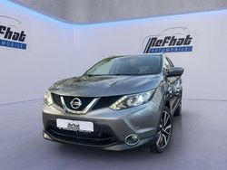 Grau Gebraucht 2015 Nissan Qashqai Tekna SUV | 11.950 € (Fairer Preis)