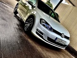 Weiß Gebraucht 2016 VW Golf VII Limousine | 17.490 € (Etwas zu teuer)