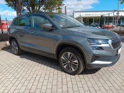 Graphite grey Gebraucht 2024 Skoda Karoq Selection SUV | 30.990 € (Guter Preis)