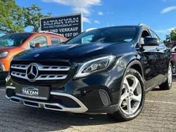 Schwarz Gebraucht 2019 Mercedes GLA200 SUV | 19.900 € (Fairer Preis)