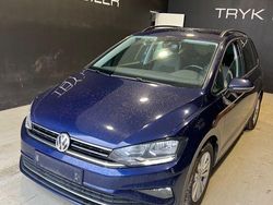 Blau Gebraucht 2019 VW Golf Sportsvan Comfortline Van / Kleinbus | 9.500 € (Guter Preis)