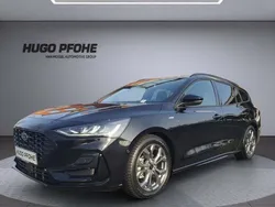 Schwarz Gebraucht 2024 Ford Focus ST-Line X Kombi | 27.550 € (Fairer Preis)