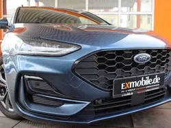 Chromablau metallic Gebraucht 2024 Ford Focus ST-Line X Kombi | 24.999 € (Superpreis)