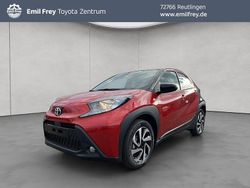 Rot Gebraucht 2025 Toyota Aygo X Basis SUV | 17.290 € (Fairer Preis)