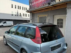 Grau Gebraucht 2004 Peugeot 206 Filou Kombi | 2.200 € (Fairer Preis)