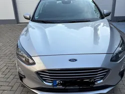 Silber Gebraucht 2021 Ford Focus ST-Line Kombi | 15.500 € (Fairer Preis)