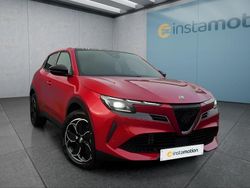 Rot Neu 2025 Alfa Romeo GT Junior SUV | 38.449 € (Teuer)