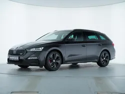 Schwarzmagic perleffekt Gebraucht 2023 Skoda Octavia RS Kombi | 35.889 € (Fairer Preis)