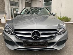 Grau Gebraucht 2016 Mercedes C200 Limousine | 16.500 €