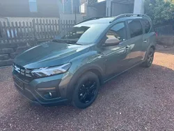Zeder grün Neu 2025 Dacia Jogger Extreme Limousine | 23.990 € (Etwas zu teuer)