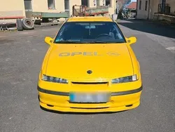 Gelb Gebraucht 1995 Opel Calibra Coupé | 3.650 €