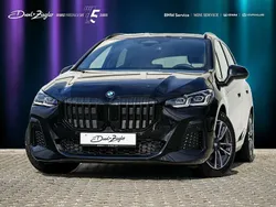 Saphirschwarzmetallic Gebraucht 2025 BMW 218 Active Tourer M Sport Van / Kleinbus | 32.990 € (Guter Preis)