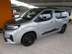 Grau Gebraucht 2024 Opel Combo Life Van / Kleinbus | 31.480 €