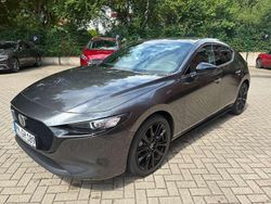Grau Gebraucht 2024 Mazda 3 Homura-Line Limousine | 24.950 € (Etwas zu teuer)