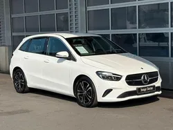 Unilack polarweiß Gebraucht 2024 Mercedes B200 Van / Kleinbus | 31.950 € (Etwas zu teuer)