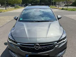 Grau Gebraucht 2018 Opel Astra Dynamic Kombi | 12.950 € (Fairer Preis)