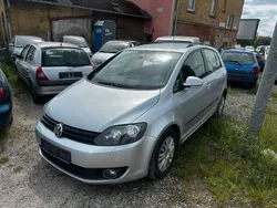 Silber Gebraucht 2011 VW Golf Plus Cross Van / Kleinbus | 2.990 €