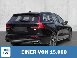 Schwarz metallic Gebraucht 2022 Volvo V60 Inscription Kombi | 35.820 € (Fairer Preis)