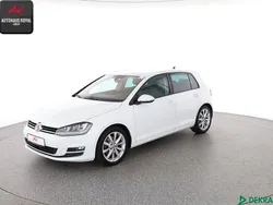 Weiß Gebraucht 2016 VW Golf VII Limousine | 12.870 € (Guter Preis)