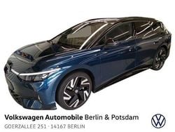 Aquamarinblau metallic Gebraucht 2025 VW ID.7 GTX Kombi | 52.590 € (Fairer Preis)