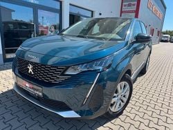 Blau Gebraucht 2022 Peugeot 3008 Active SUV | 18.990 € (Fairer Preis)