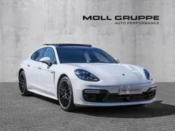 Kreide (grau) Gebraucht 2016 Porsche Panamera 4 Sport Limousine | 67.900 €