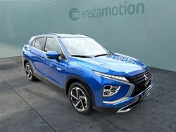 Blau Gebraucht 2022 Mitsubishi Eclipse Cross Plus SUV | 28.600 € (Etwas zu teuer)