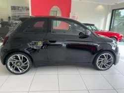 Schwarz Gebraucht 2024 Abarth 500e Turismo Kleinwagen | 37.900 € (Teuer)