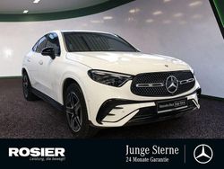 Weiss / polarweiß Gebraucht 2024 Mercedes GLC400d AMG Coupé | 70.350 € (Fairer Preis)