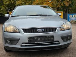 Silber Gebraucht 2005 Ford Focus Sport Limousine | 2.900 € (Fairer Preis)
