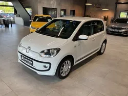 Weiß Gebraucht 2016 VW up! CLUB Kleinwagen | 8.480 € (Fairer Preis)