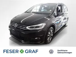 Deep black perleffekt Gebraucht 2024 VW Touran Move Van / Kleinbus | 36.440 € (Fairer Preis)