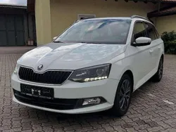 Bila laser/laser white Gebraucht 2015 Skoda Fabia Kombi | 4.800 € (Superpreis)