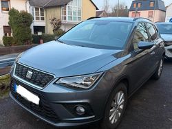 Grau Gebraucht 2018 Seat Arona Style SUV | 11.600 € (Fairer Preis)