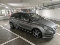 Grau Gebraucht 2016 Mercedes B180 Van / Kleinbus | 14.000 € (Guter Preis)