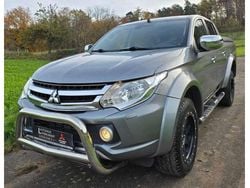 Platinumgrau (metallic) Gebraucht 2016 Mitsubishi L200 Abholung | 20.500 € (Fairer Preis)