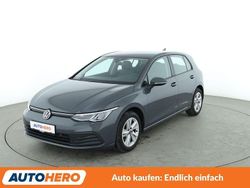 Grau Gebraucht 2021 VW Golf VIII Life Limousine | 19.160 € (Fairer Preis)