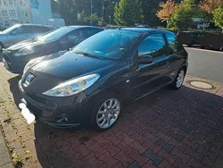 Grau Gebraucht 2009 Peugeot 206+ Kleinwagen | 1.500 € (Guter Preis)