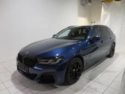 Blau Gebraucht 2022 BMW 530 M Sport Kombi | 32.700 € (Guter Preis)