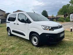 Weiß Gebraucht 2019 Citroën Berlingo Live Van / Kleinbus | 9.800 € (Fairer Preis)
