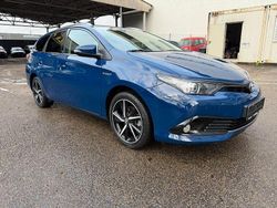 Blau Gebraucht 2018 Toyota Auris Touring Sports Team Kombi | 15.900 € (Fairer Preis)