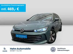 Grün Gebraucht 2024 VW Passat Elegance Kombi | 38.230 € (Guter Preis)