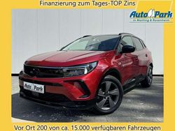 Rubin rot / dach schwarz metal Gebraucht 2023 Opel Grandland X SUV | 23.477 € (Fairer Preis)