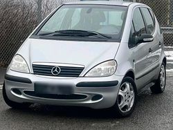 Silber Gebraucht 2003 Mercedes A140 Kleinwagen | 1.900 €