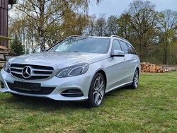 Silber Gebraucht 2016 Mercedes E250 Avantgarde Limousine | 20.500 € (Teuer)