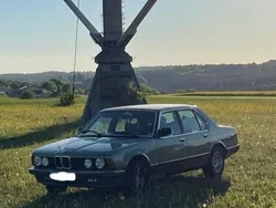 Grün Gebraucht 1985 BMW 732 Basis Limousine | 2.990 €