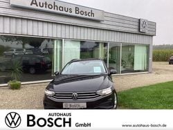 Deep black perleffekt Gebraucht 2022 VW Passat Kombi | 19.650 € (Guter Preis)